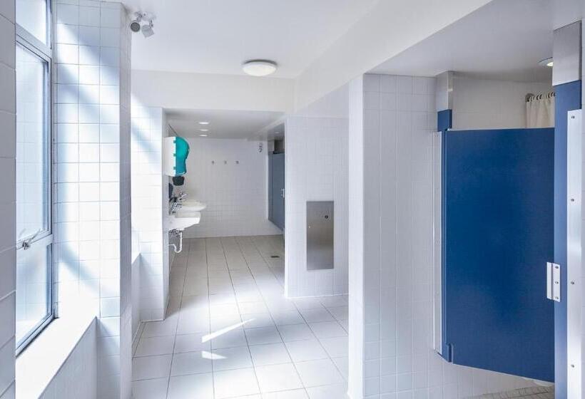 Pacific Spirit Hostel