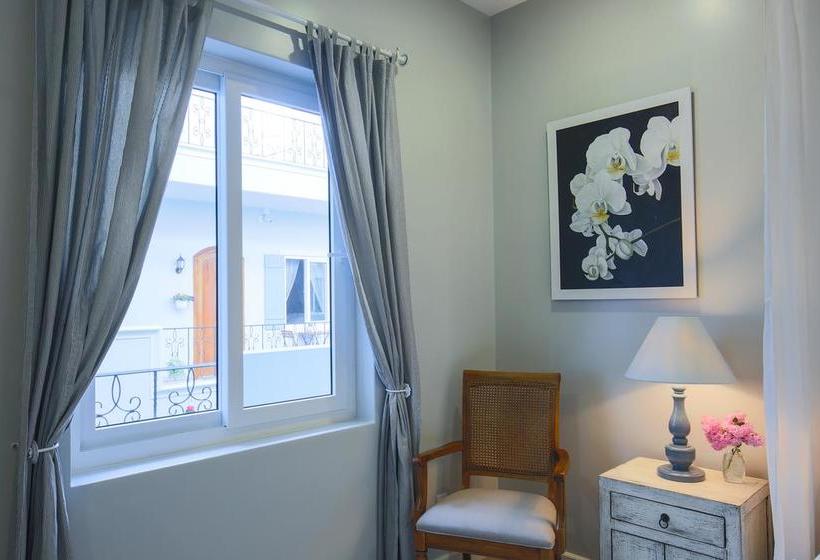 استراحتگاه Serenity By The Sea