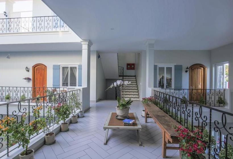 استراحتگاه Serenity By The Sea