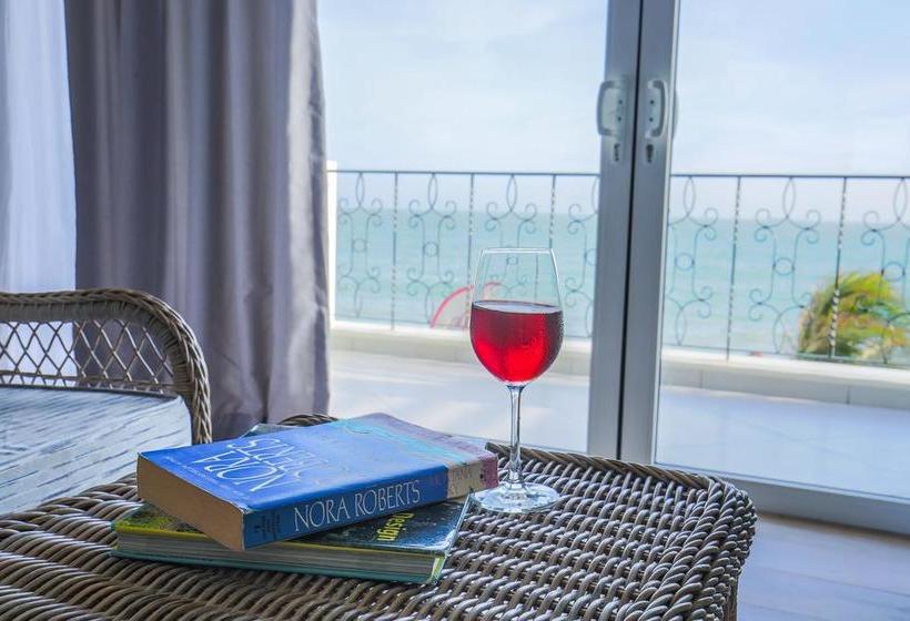 استراحتگاه Serenity By The Sea