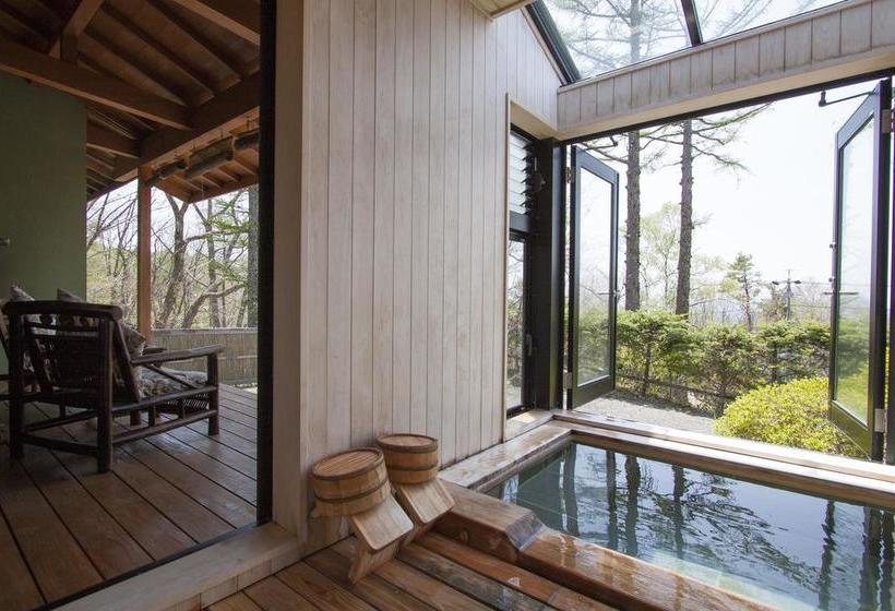 Ryokan Tsutsuji To Kaede