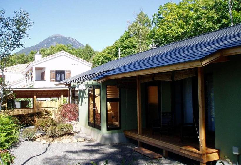 Ryokan Tsutsuji To Kaede