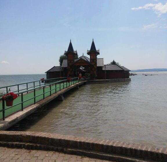 Steinhaus Bed & Breakfast