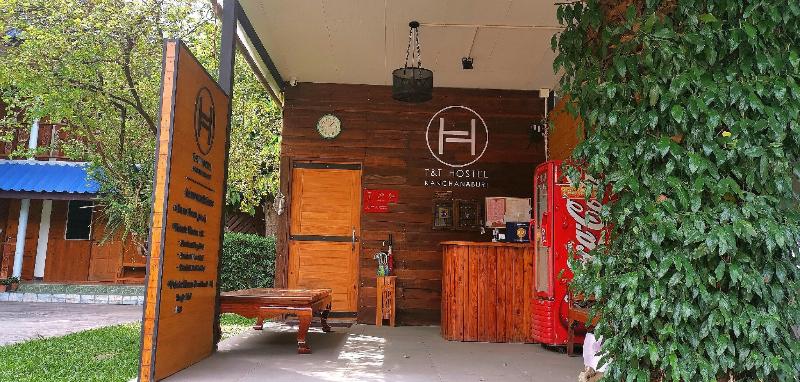 T & T Hostel Kanchanaburi
