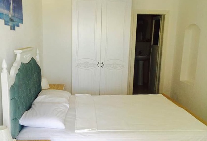 مبيت وإفطار Estrella Beach