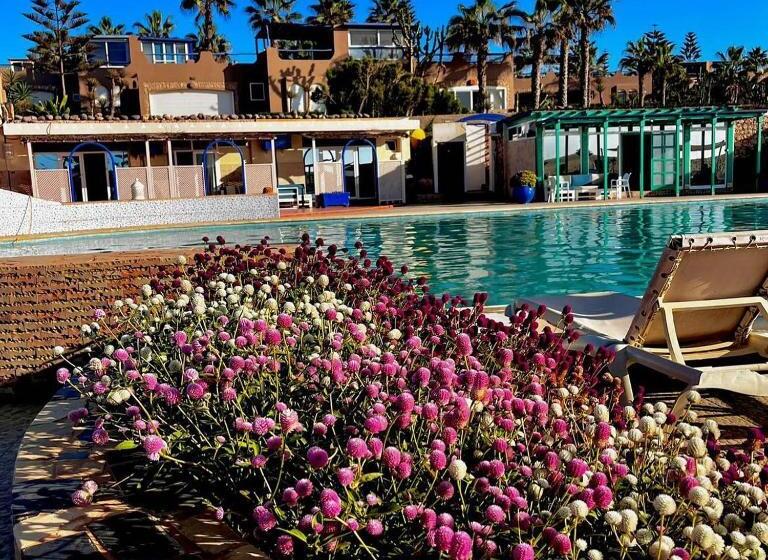 تختخواب و صبحانه Mimid Dunes Beach