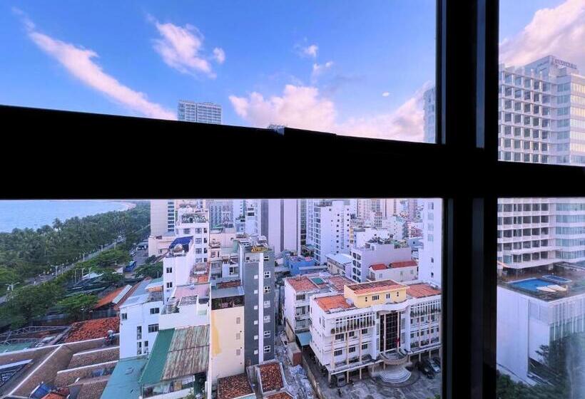 Citadines Bayfront Nha Trang
