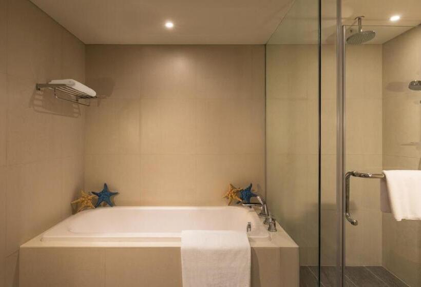 Citadines Bayfront Nha Trang