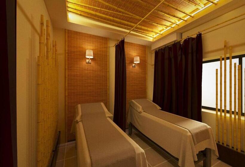 Citadines Bayfront Nha Trang