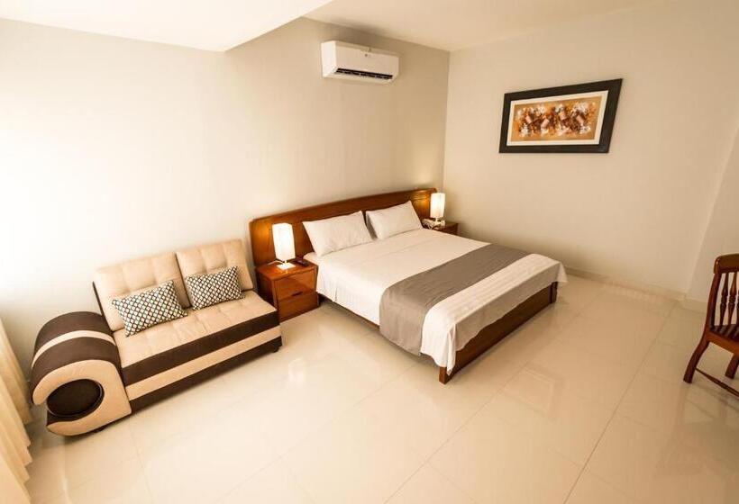 Cumbaza Hotel & Convenciones