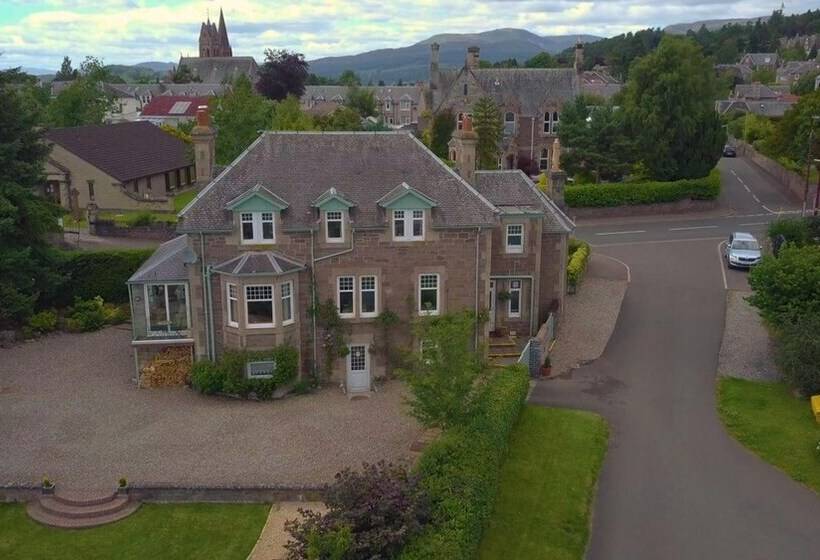 Firtree Bed And Breakfast At Galvelbeg House