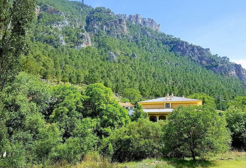 Hospedium Hostal Sierra Del Agua