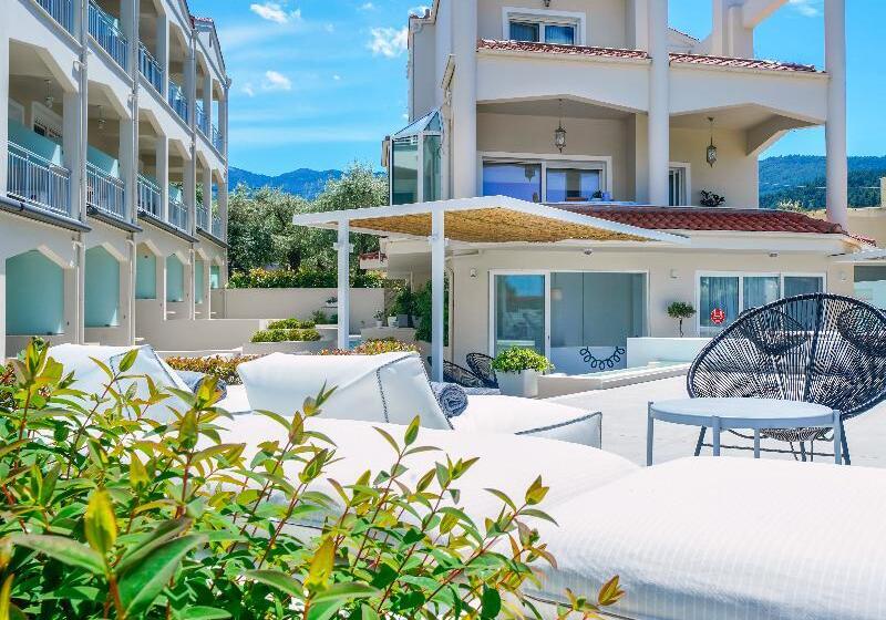 Отель Aelia Villa