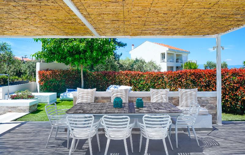 Отель Aelia Villa