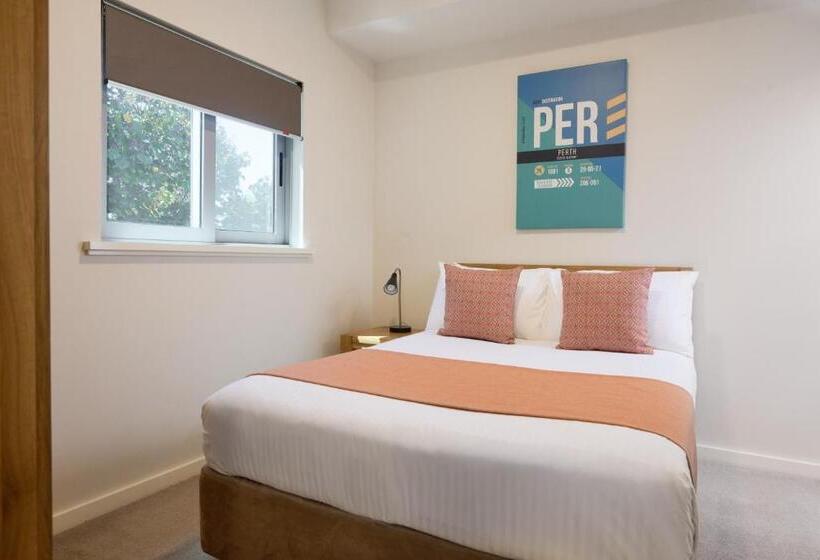 호텔 Airport Apartments By Vetroblu