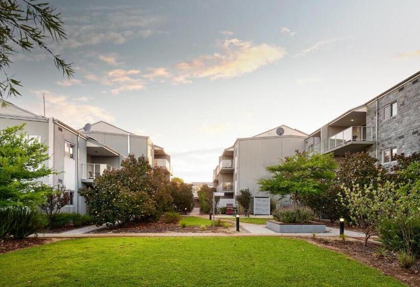 호텔 Airport Apartments By Vetroblu