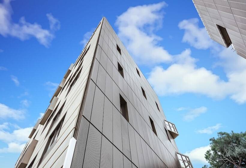 هتل All Suites Bordeaux Centre Marne   Gare Saint Jean