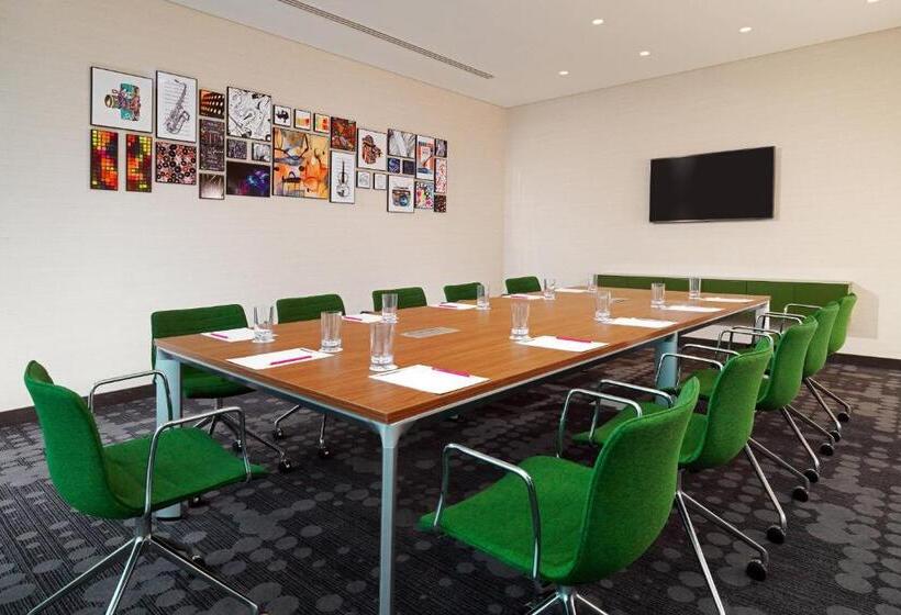 Отель Aloft Me'aisam, Dubai