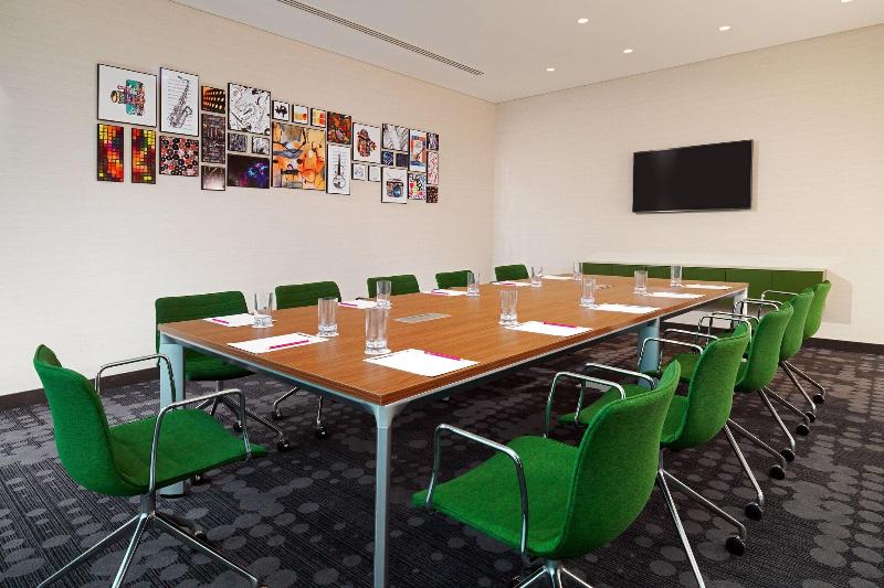 Отель Aloft Me'aisam, Dubai