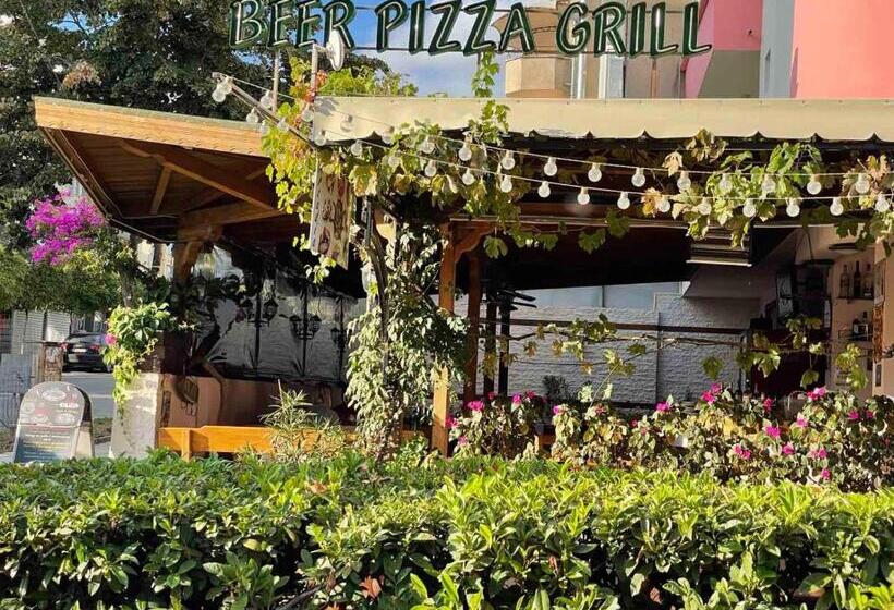 호텔 Arkadia Guest House