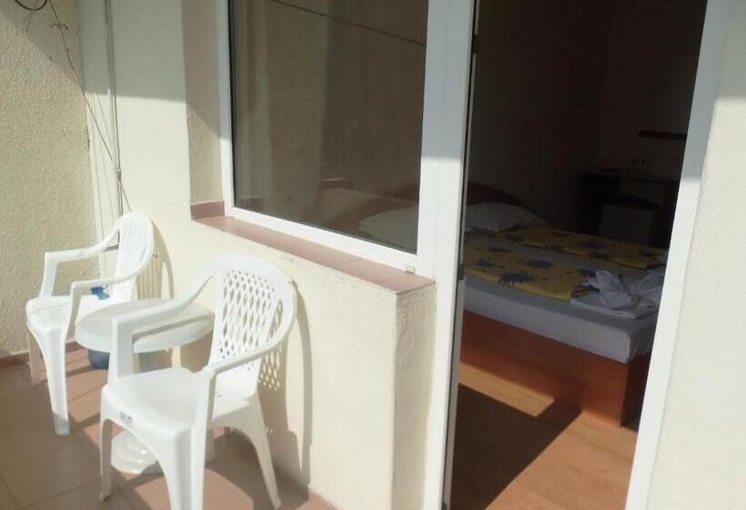 호텔 Arkadia Guest House