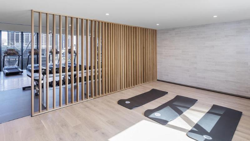 בית מלון כפרי Avani Melbourne Central Residences