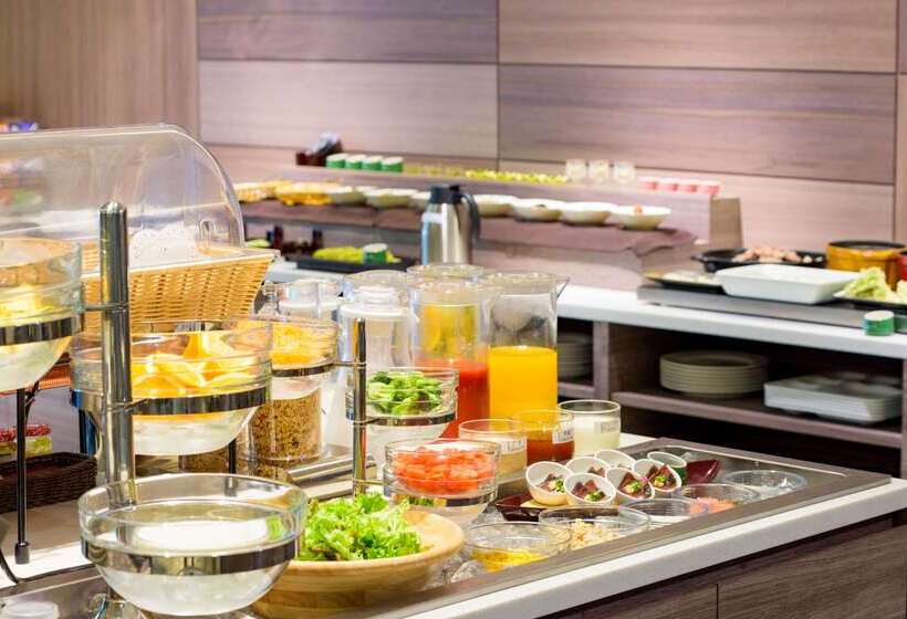 בית מלון כפרי Best Western Sapporo Odori Koen