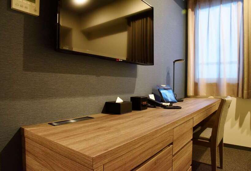 בית מלון כפרי Best Western Sapporo Odori Koen