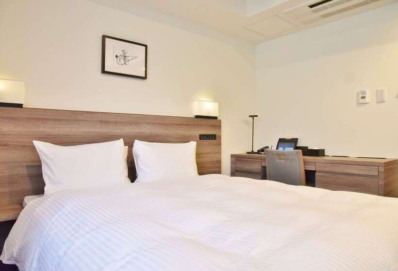 בית מלון כפרי Best Western Sapporo Odori Koen