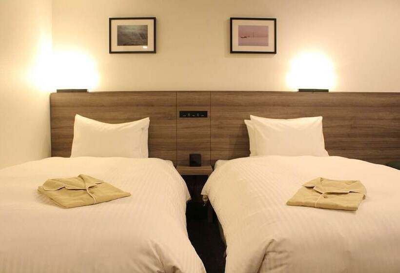 בית מלון כפרי Best Western Sapporo Odori Koen