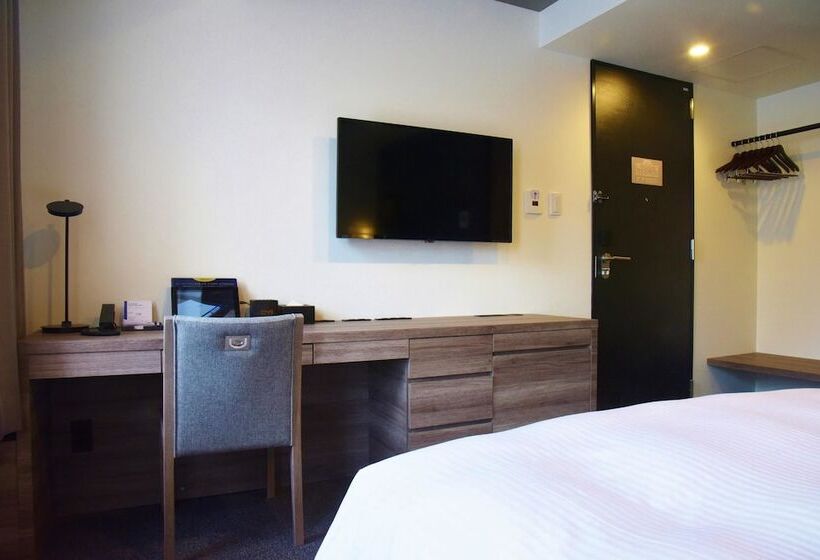 בית מלון כפרי Best Western Sapporo Odori Koen