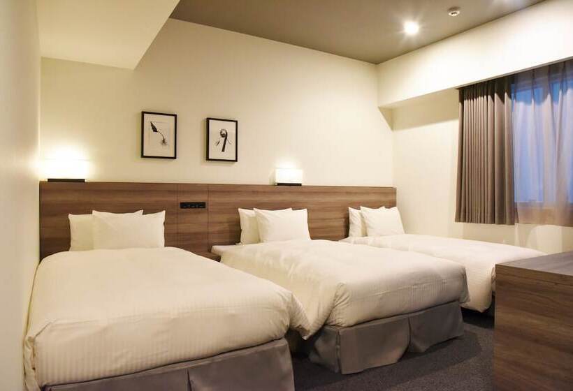 בית מלון כפרי Best Western Sapporo Odori Koen