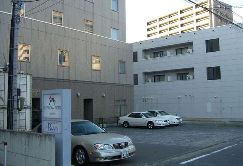 Blossom Hotel Hirosaki