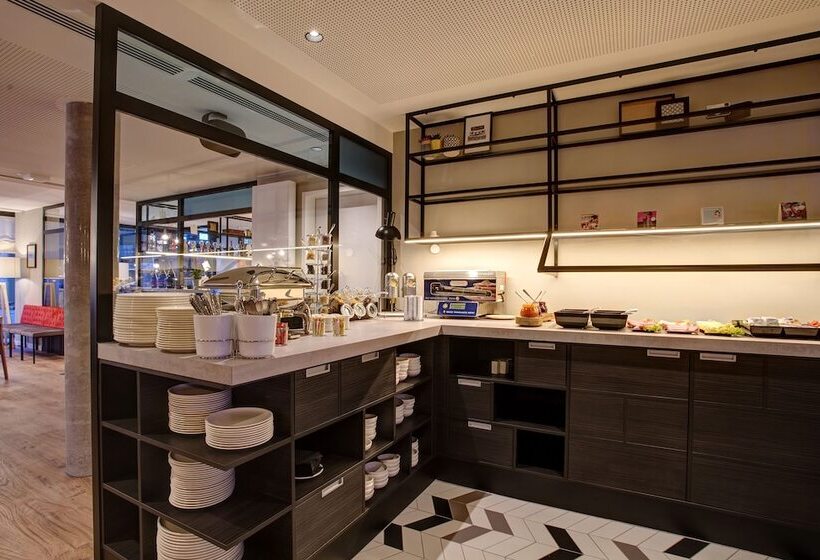 Boutique Hotel 125 Hamburg Airport By Ina