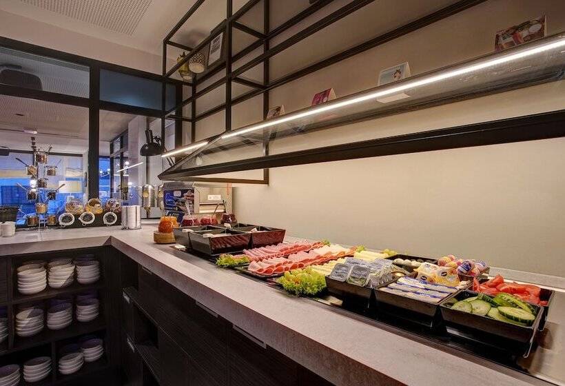 Boutique Hotel 125 Hamburg Airport By Ina