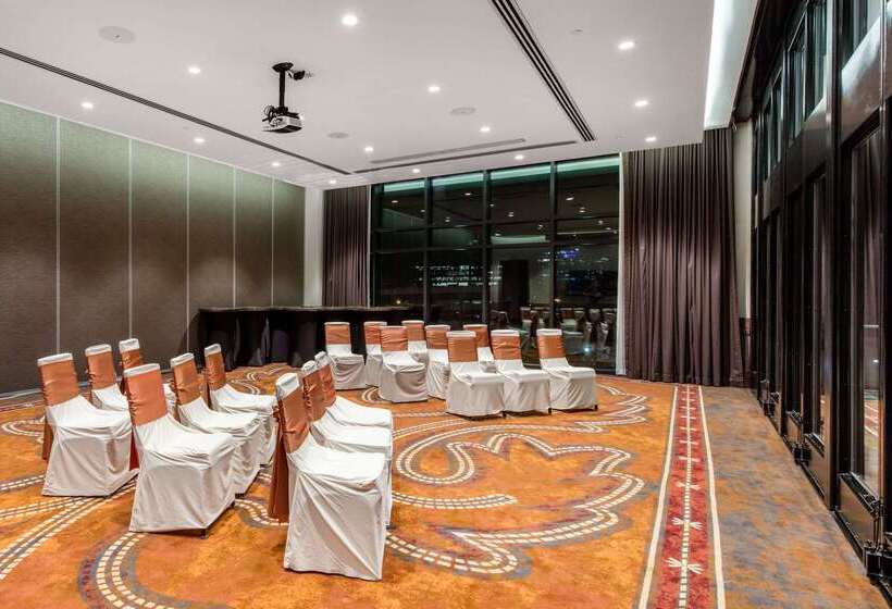 Cambria Hotel Nashville Downtown