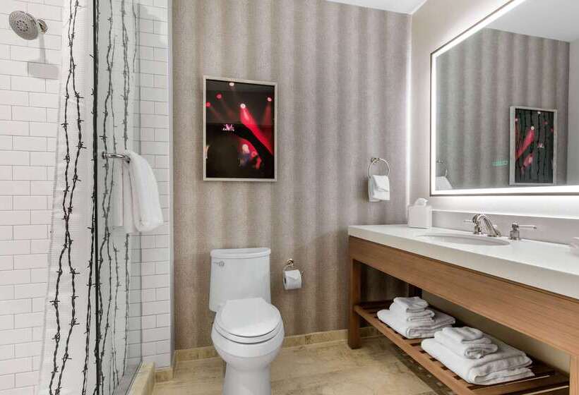 Cambria Hotel Nashville Downtown