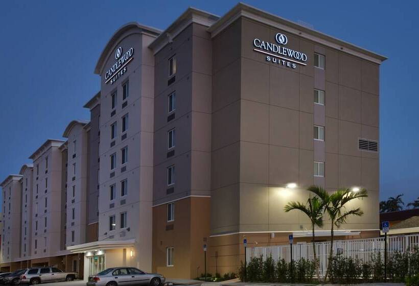 فندق Candlewood Suites Miami Intl Airport   36th St, An Ihg