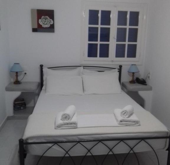 בית מלון כפרי Captain Stavros