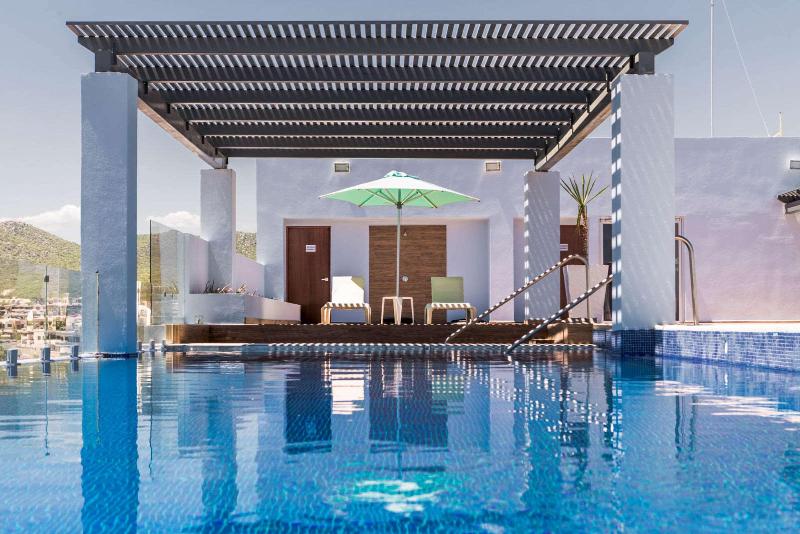 酒店 Comfort Inn & Suites Los Cabos