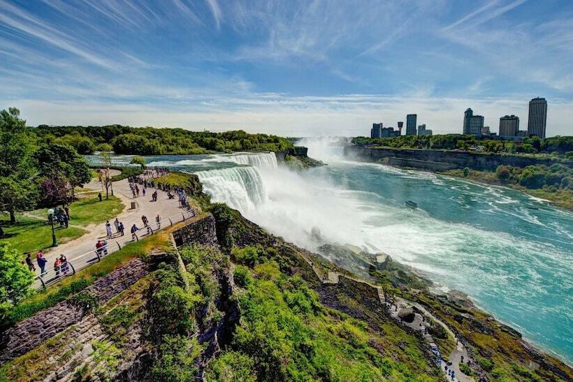 هتل Comfort Inn & Suites Niagara Falls Blvd Usa