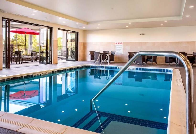 Отель Comfort Inn & Suites Niagara Falls Blvd Usa