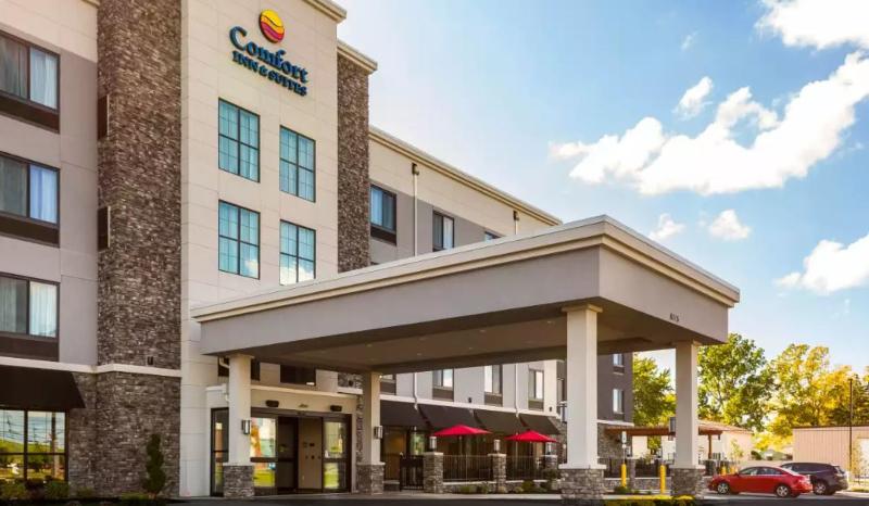 هتل Comfort Inn & Suites Niagara Falls Blvd Usa