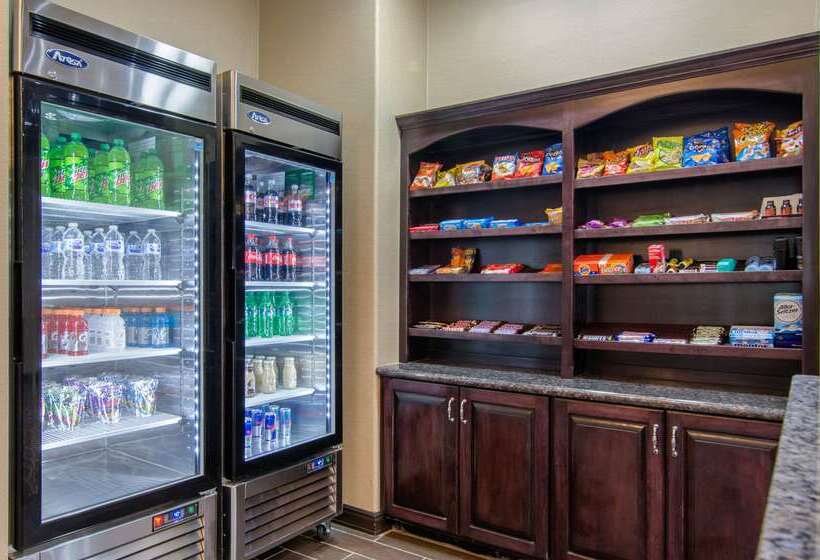 فندق Comfort Inn & Suites Shawnee  Kansas City