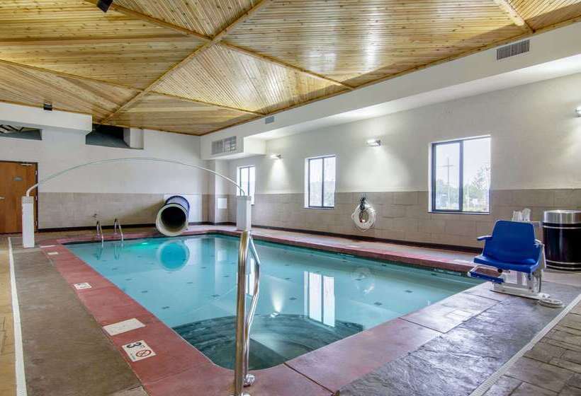 فندق Comfort Inn & Suites Shawnee  Kansas City