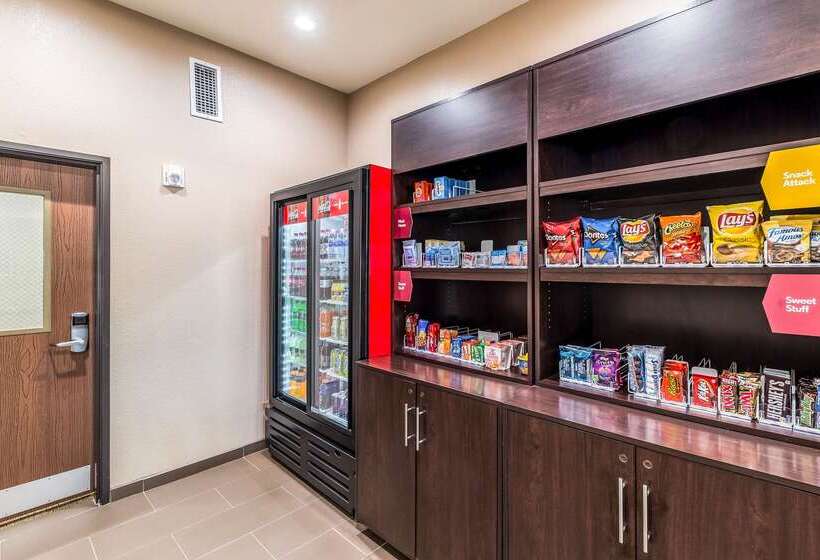 Отель Comfort Suites Grand Prairie  Arlington North