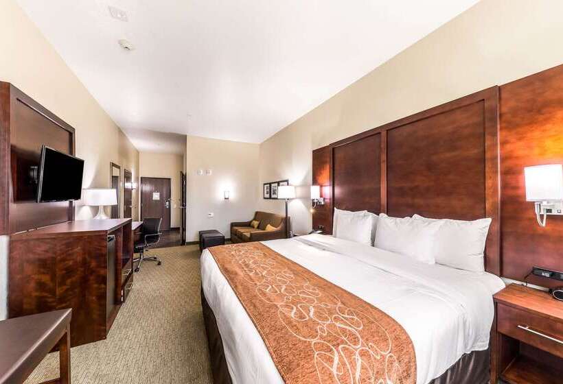 Отель Comfort Suites Grand Prairie  Arlington North
