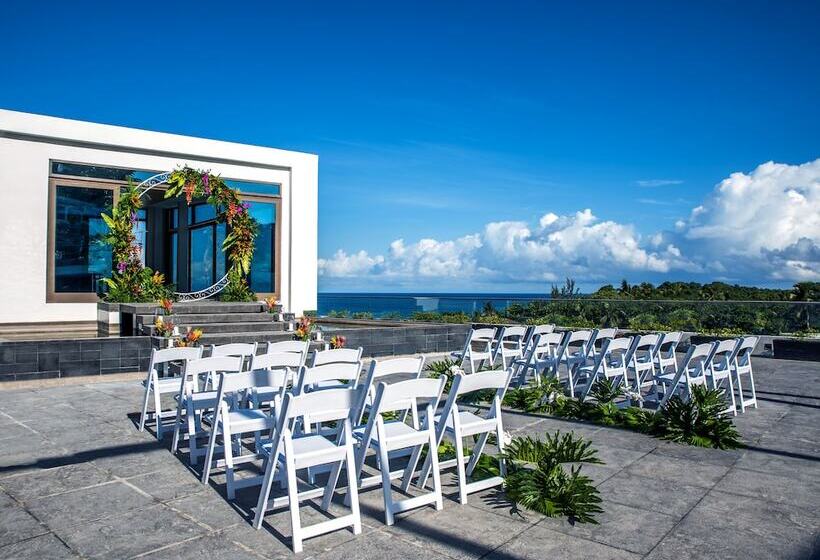 هتل Crimson Resort And Spa Boracay