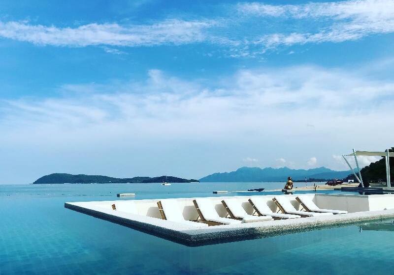 Отель Dash Resort Langkawi