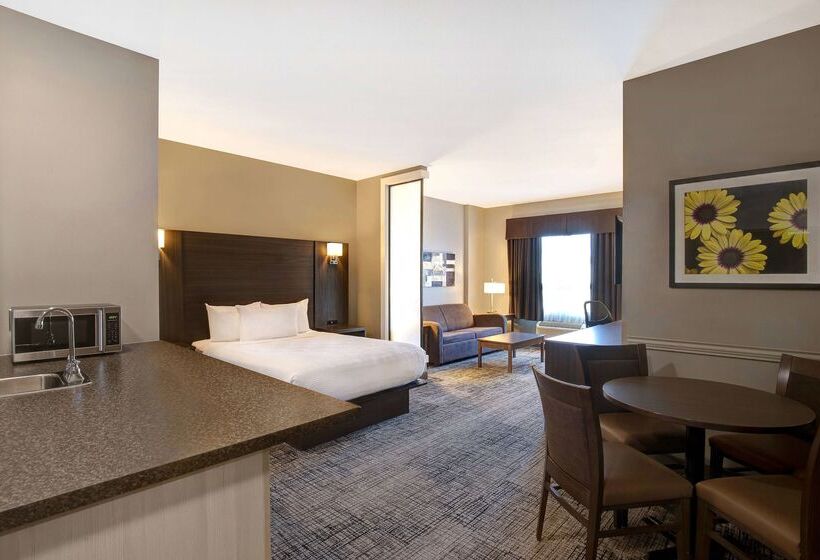 فندق Days Inn & Suites By Wyndham Warman